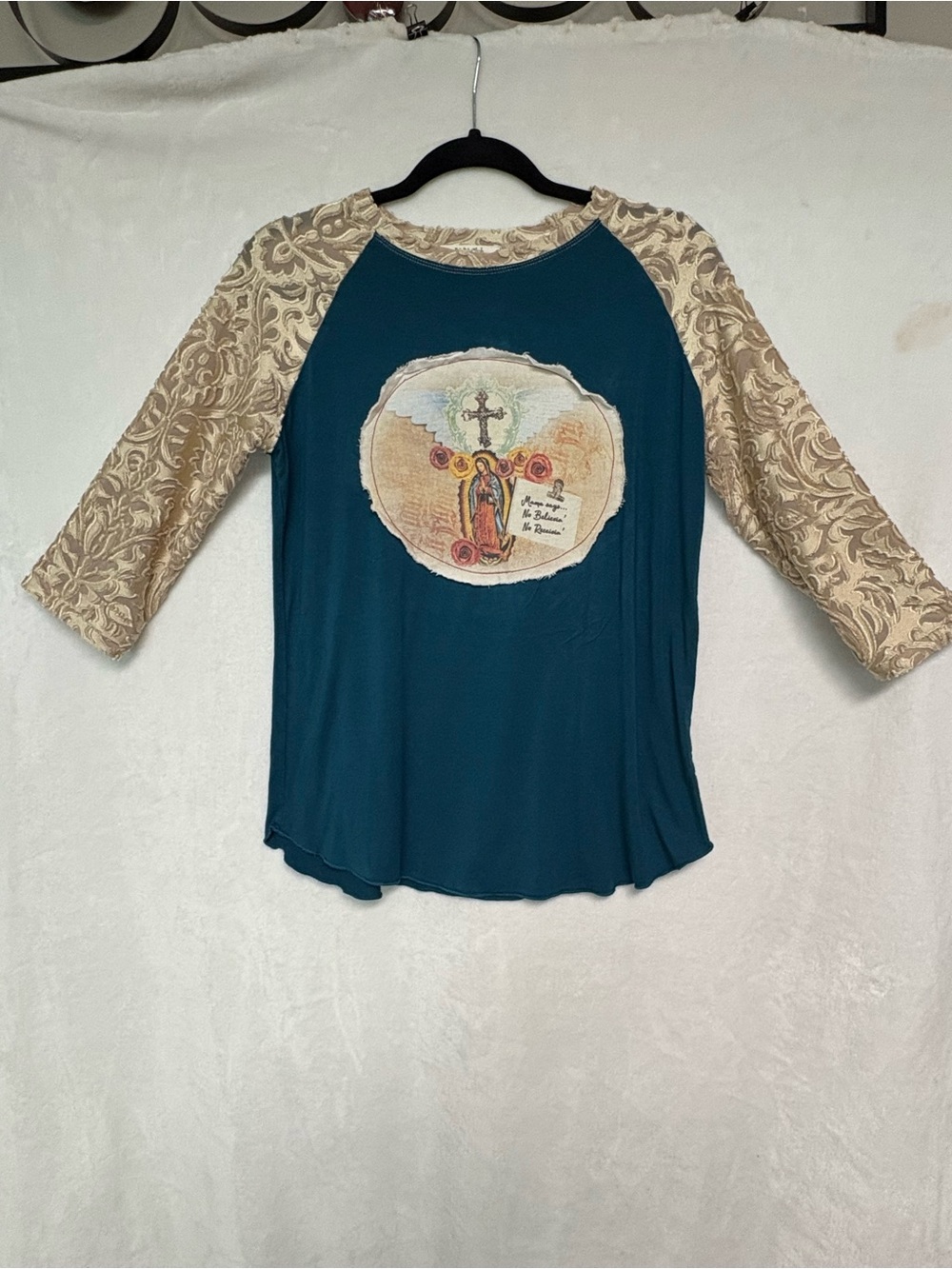Ya Ya Club Teal Top with Cream Lace Raglan Sleeves
